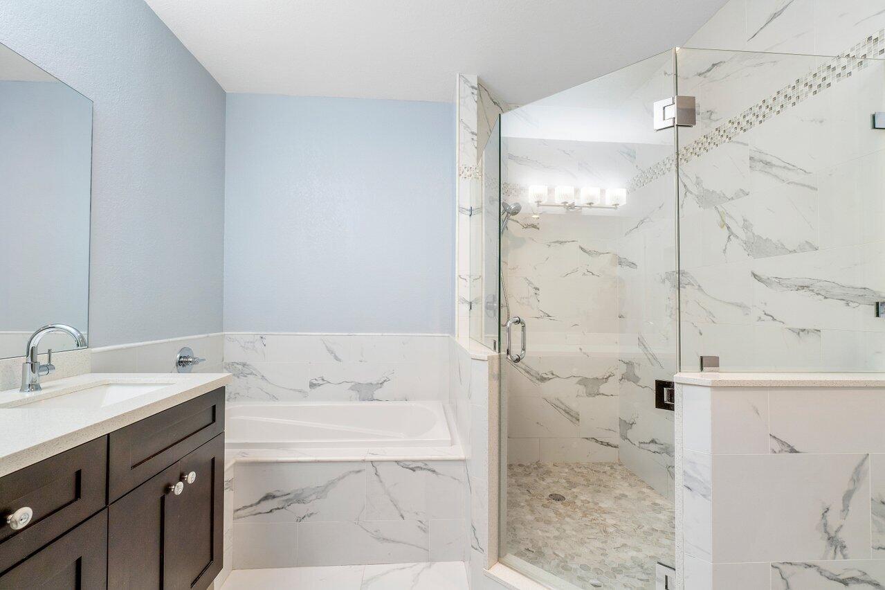 MONTEGO BAY AT BOCA POINTE CONDO - Residential