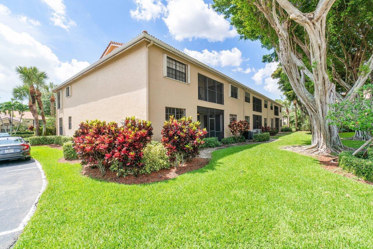 MONTEGO BAY AT BOCA POINTE CONDO - Residential