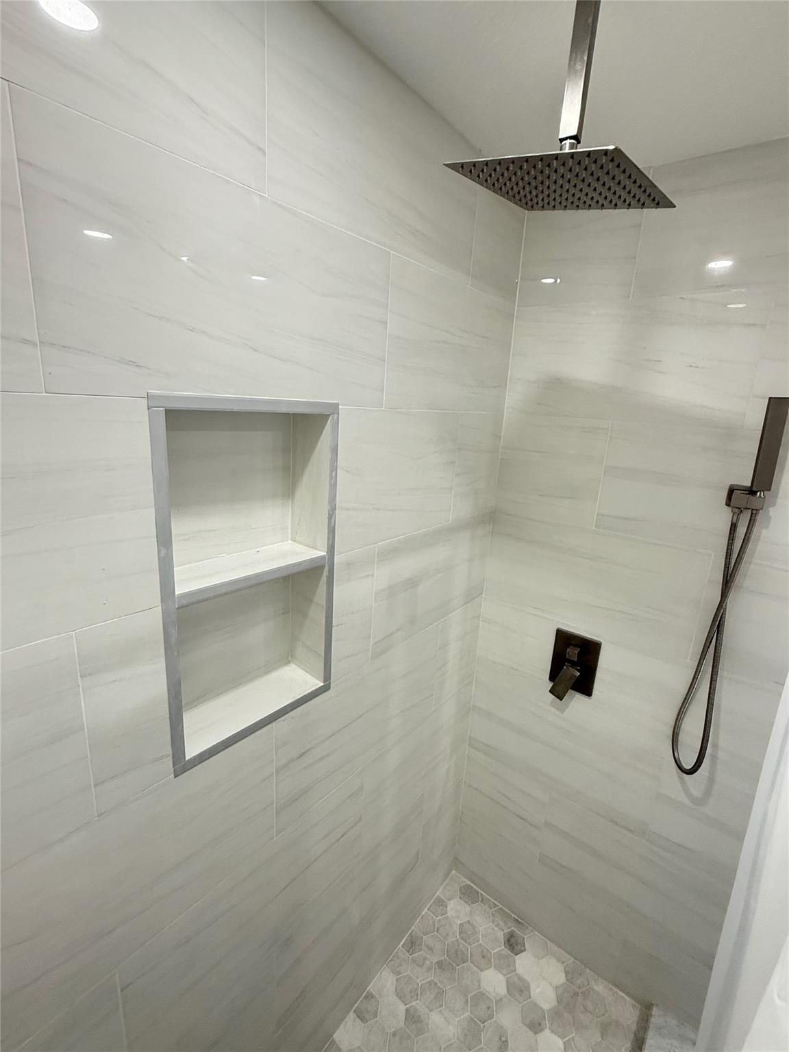 MASCOTTE STIEFEL SUB - Residential Lease