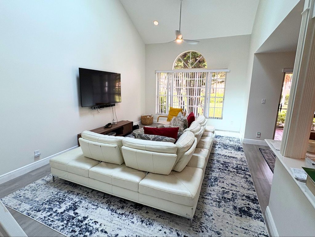 Photo of 17070 Boca Club Boulevard, Boca Raton, FL 33487 (MLS # B26001493)