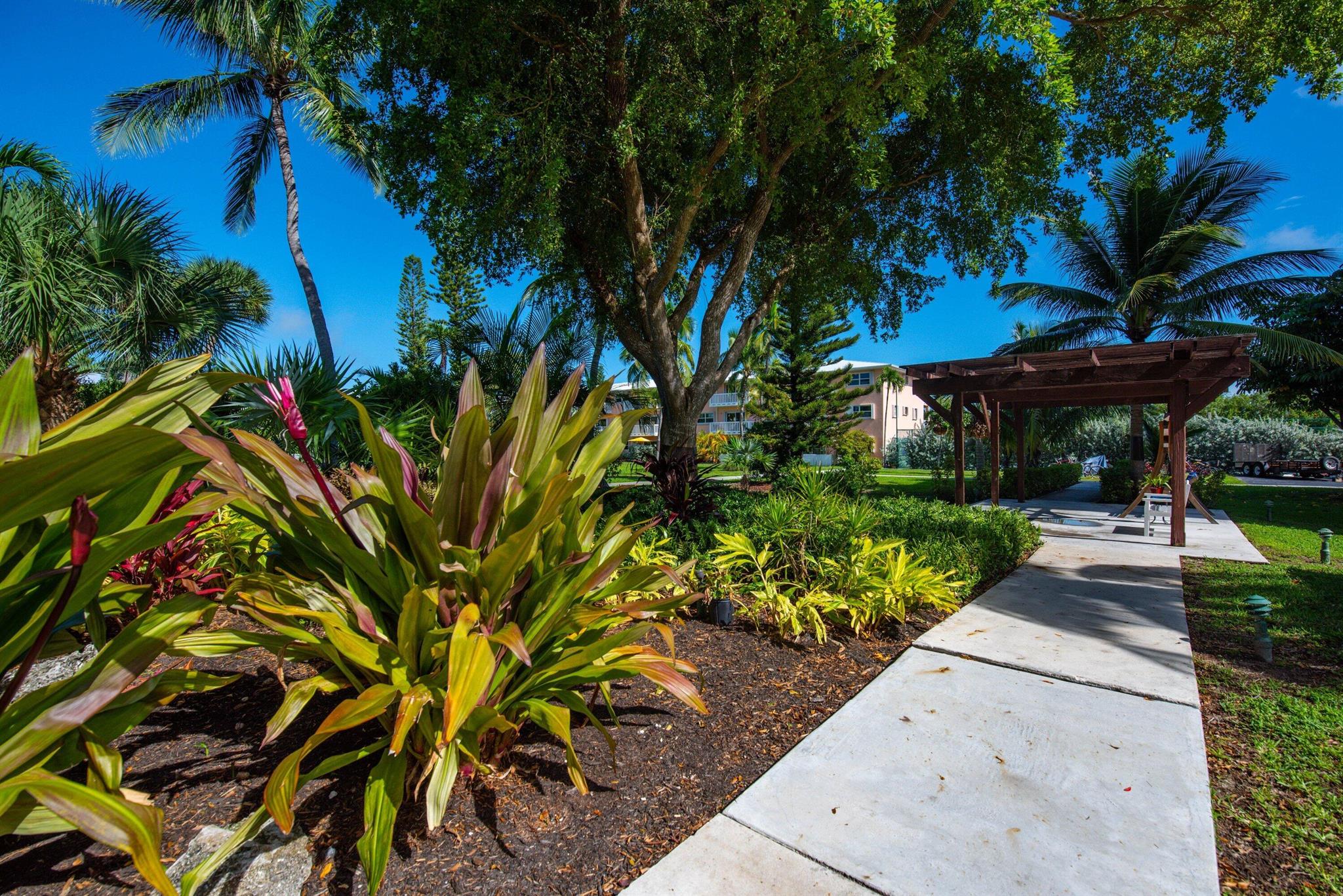 KEY WEST BY THE SEA - Residential