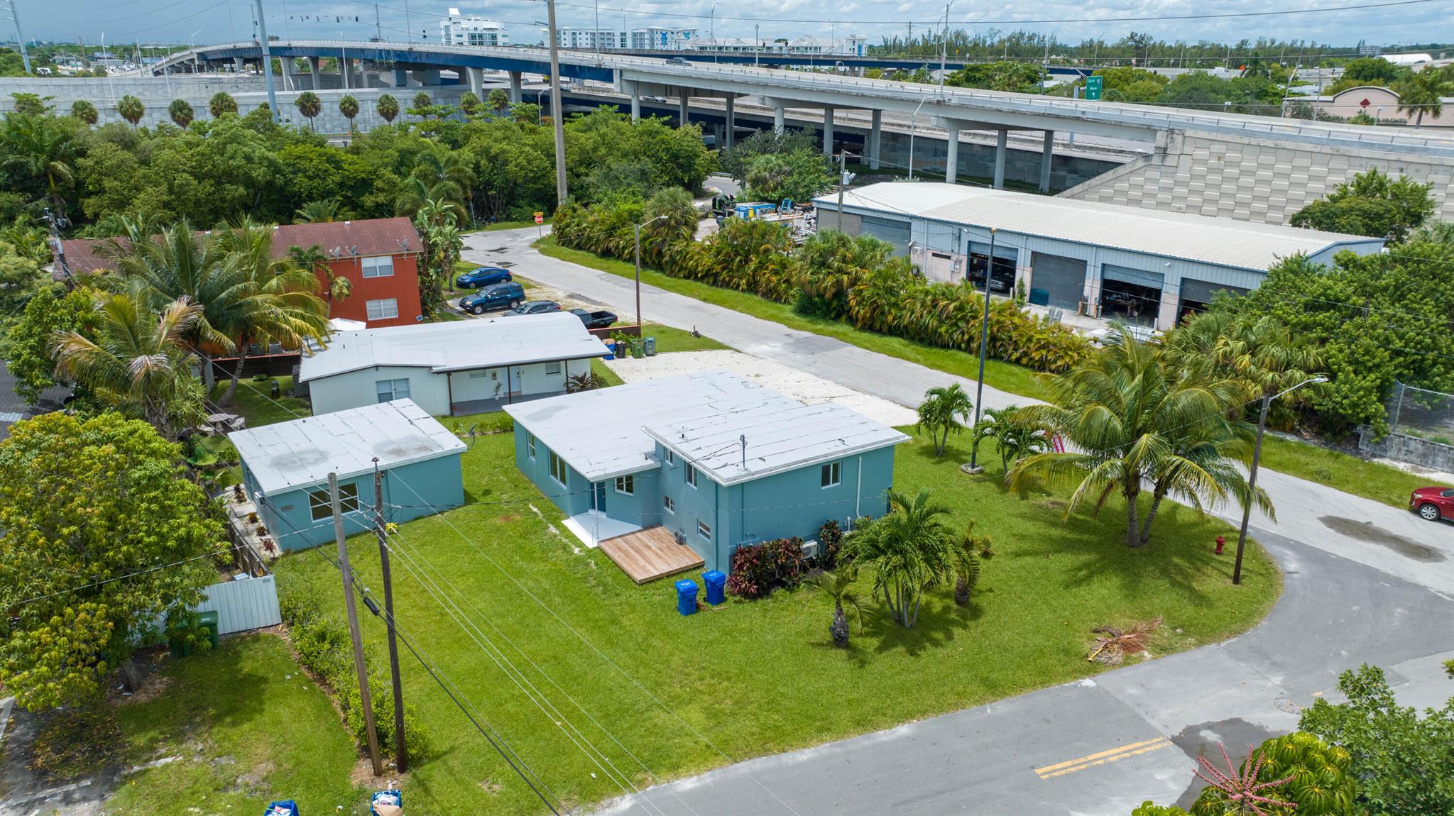 CLAIR LAKE - Residential