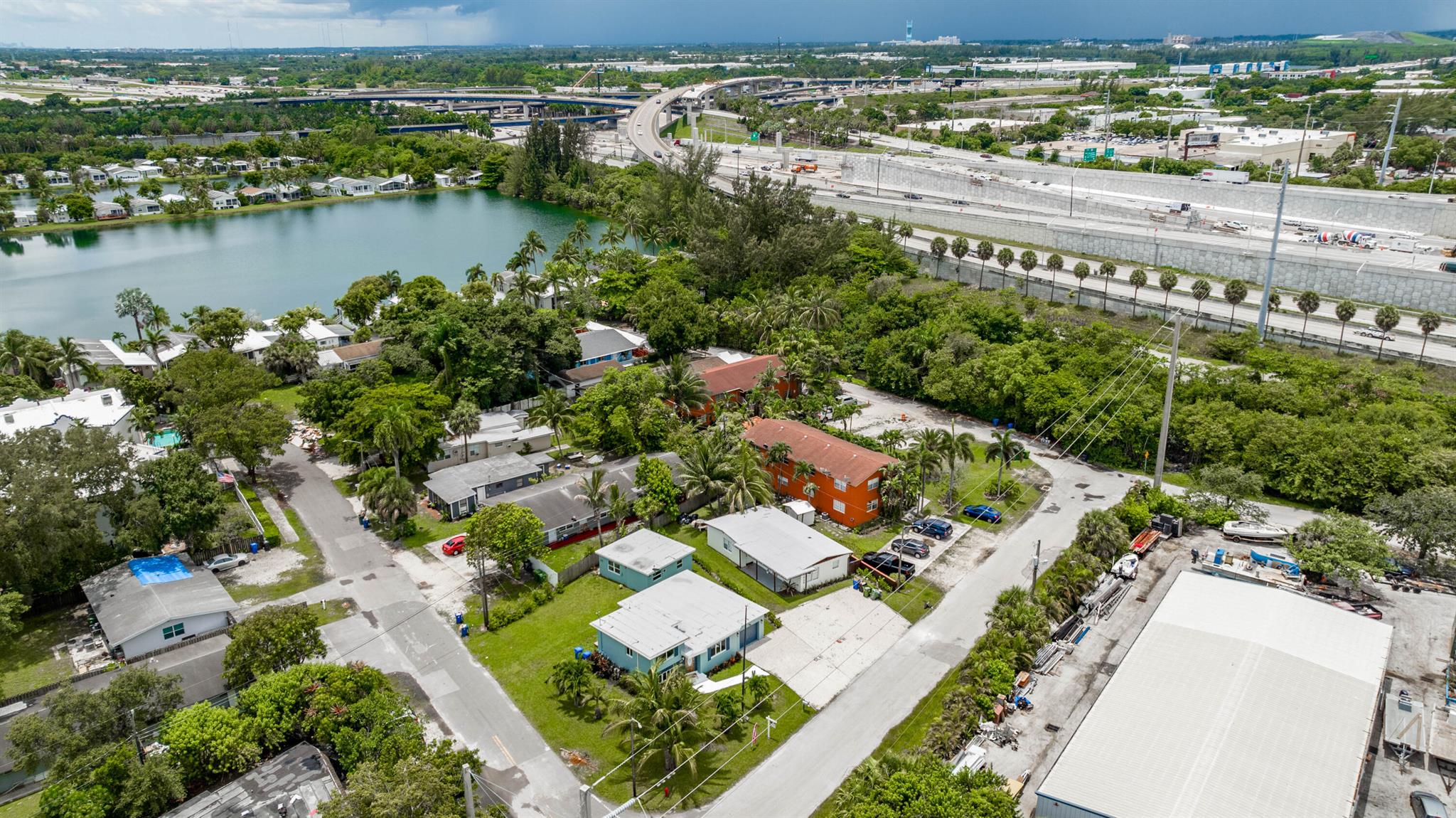 CLAIR LAKE - Residential