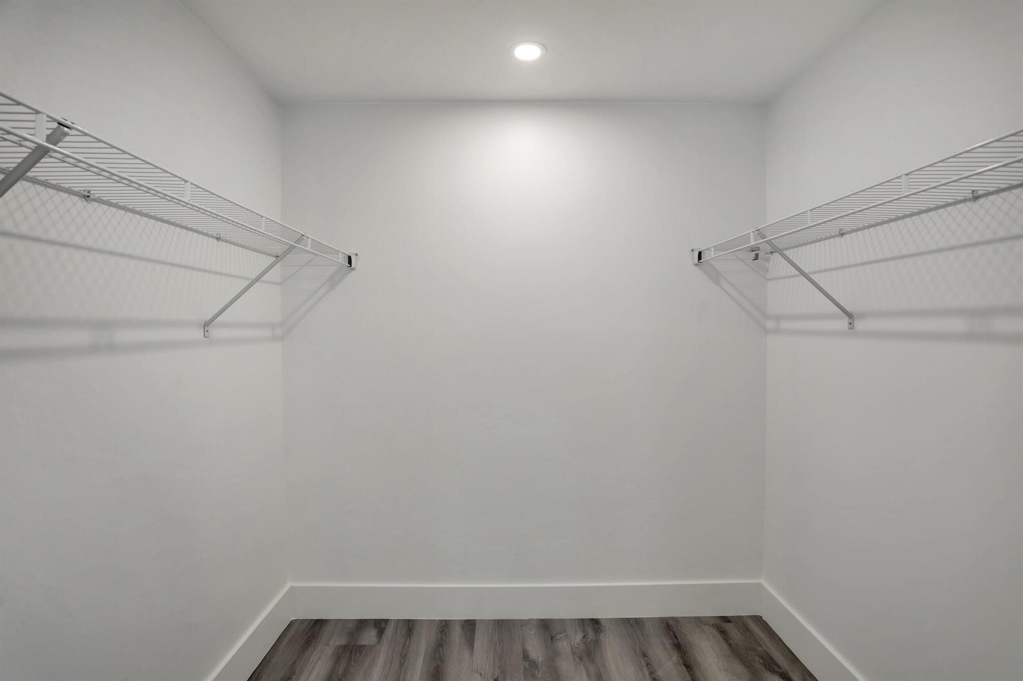 CLAIR LAKE - Residential