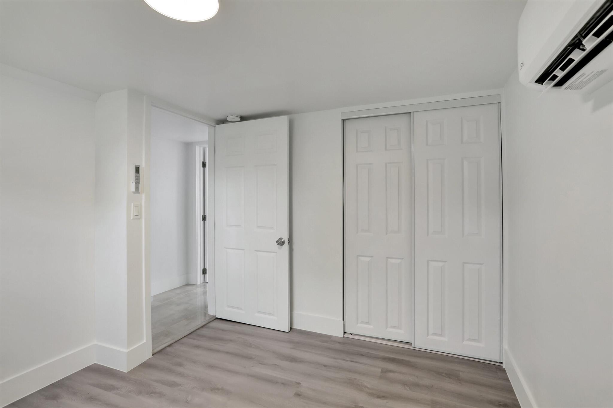 CLAIR LAKE - Residential