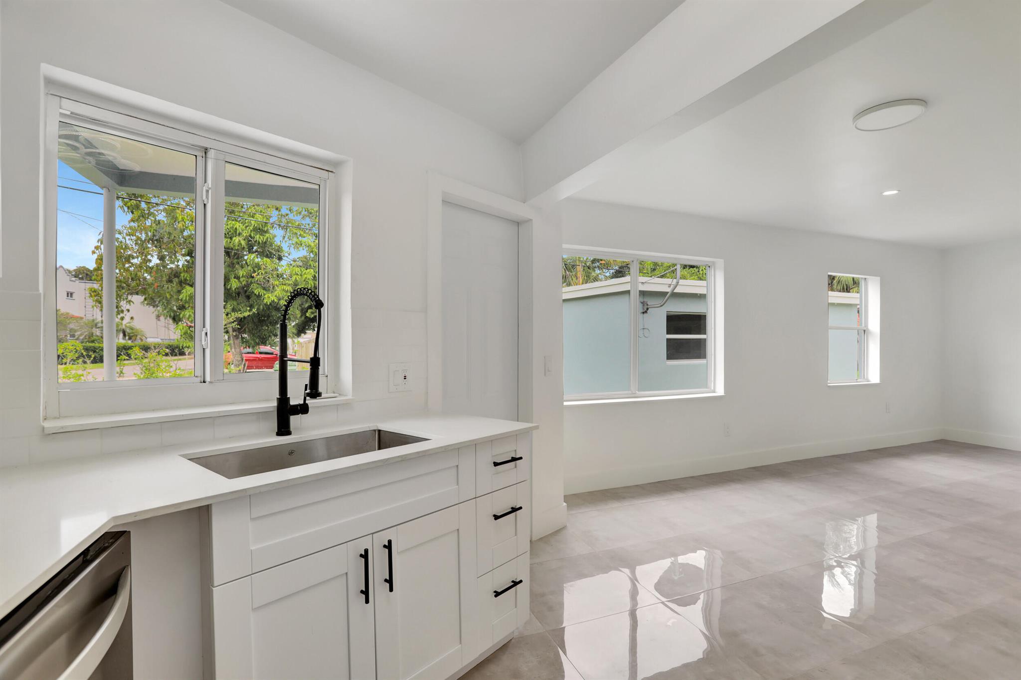 CLAIR LAKE - Residential