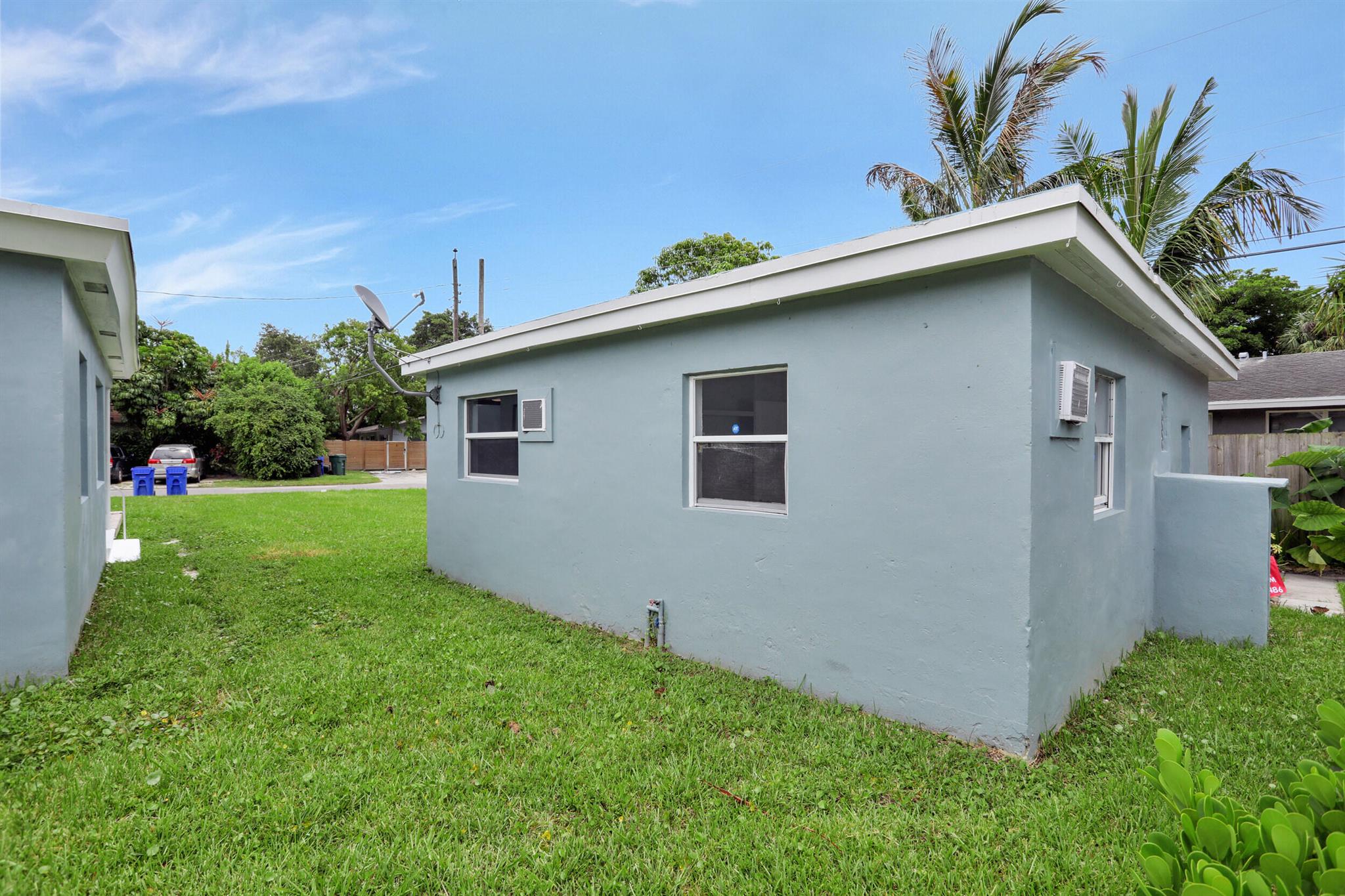 CLAIR LAKE - Residential