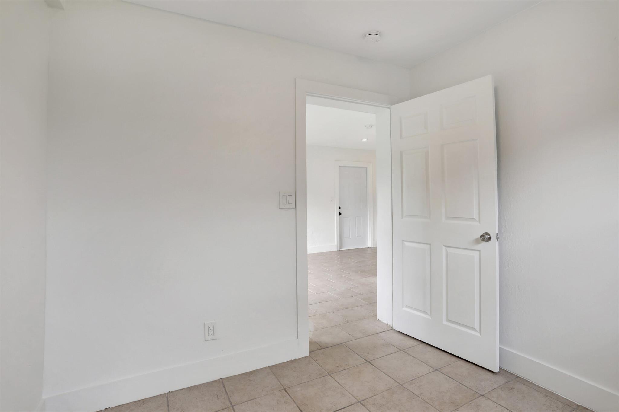 CLAIR LAKE - Residential