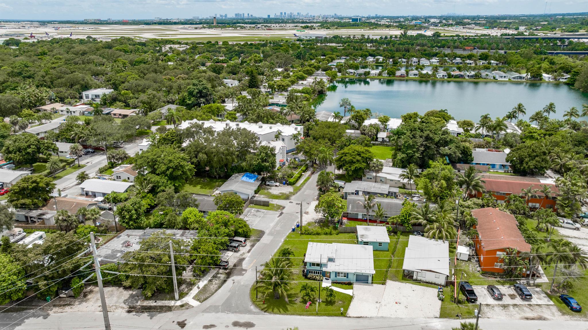 CLAIR LAKE - Residential