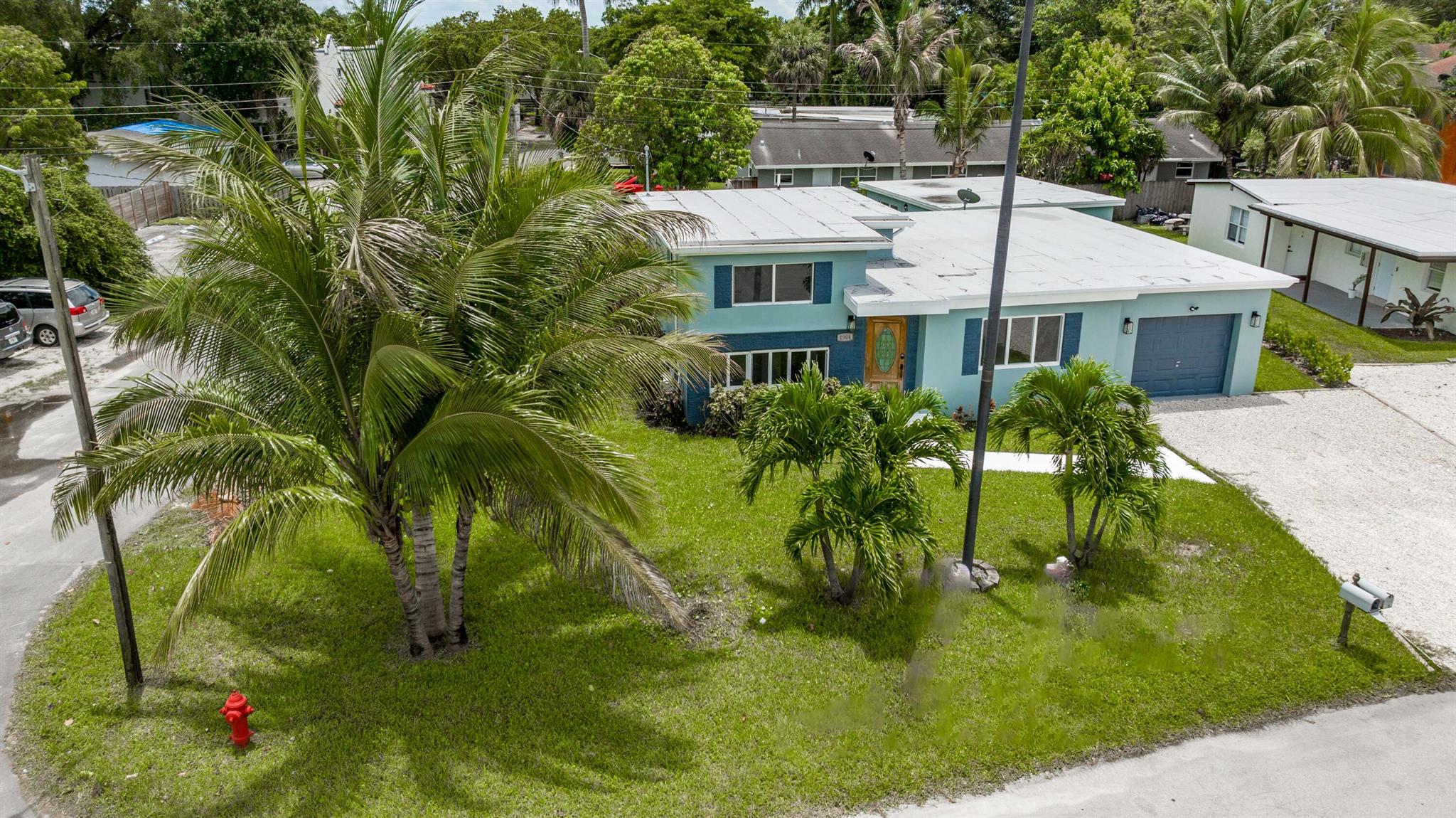 CLAIR LAKE - Residential