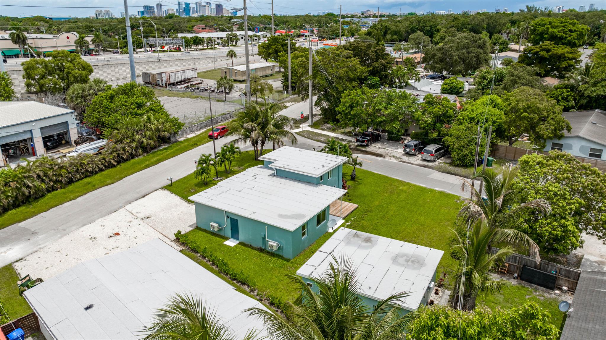 CLAIR LAKE - Residential