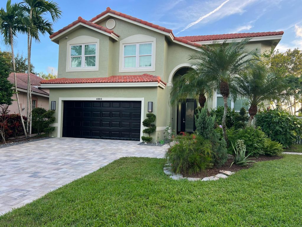 Photo of 4883 N Classical Boulevard, Delray Beach, FL 33445 (MLS # R11149834)