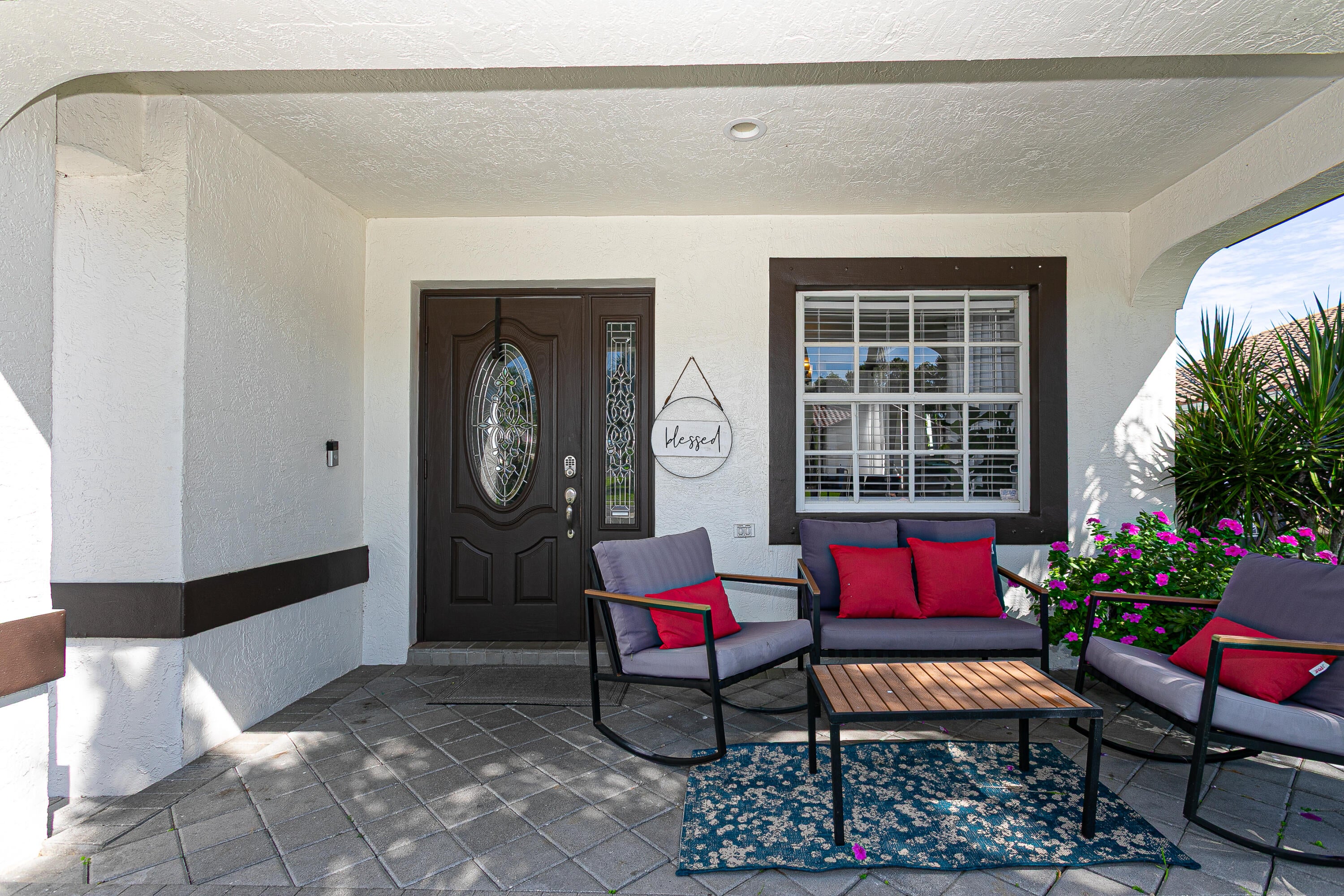 Properties 11185 Grandview Manor