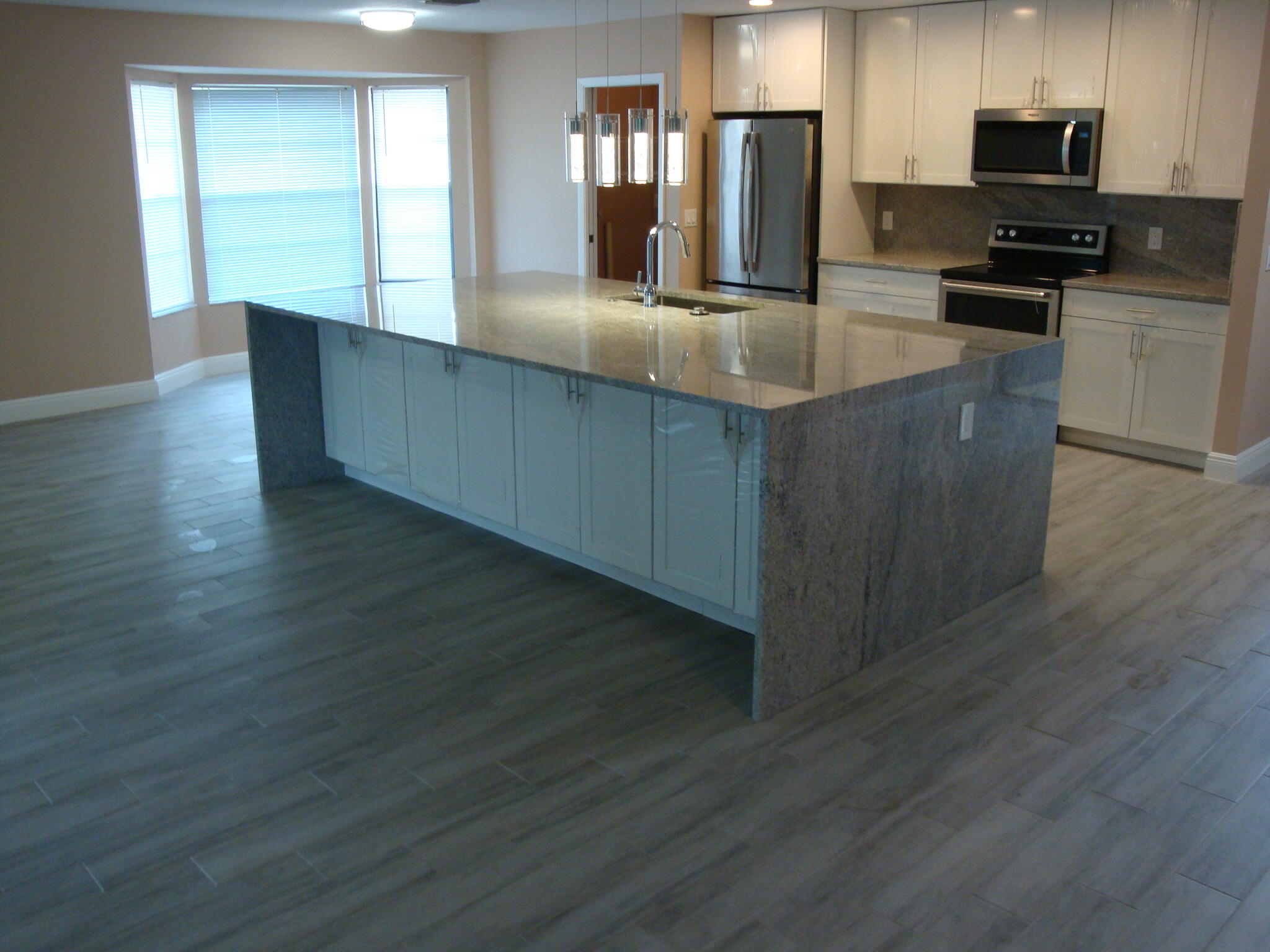 LAKES OF SHERBROOKE PH 7 - Residential