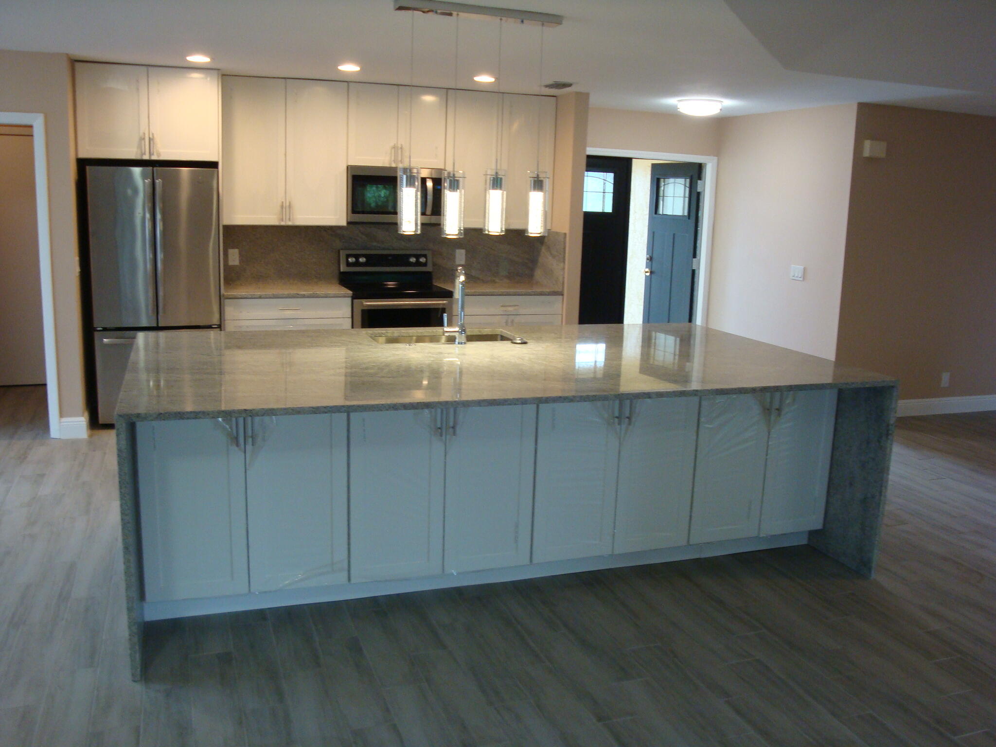 LAKES OF SHERBROOKE PH 7 - Residential