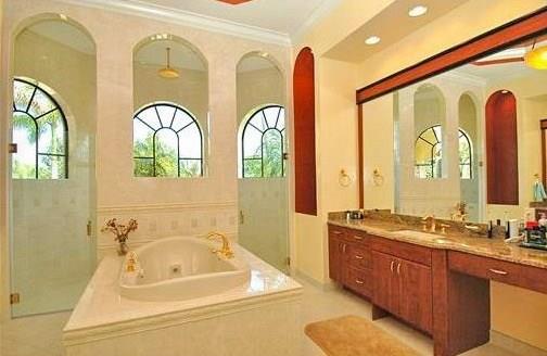 SUNSHINE RANCHES - Residential