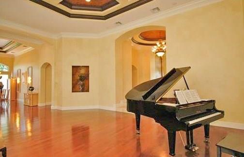 SUNSHINE RANCHES - Residential