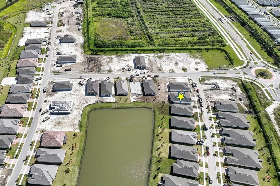 DEL WEBB TRADITION - Residential