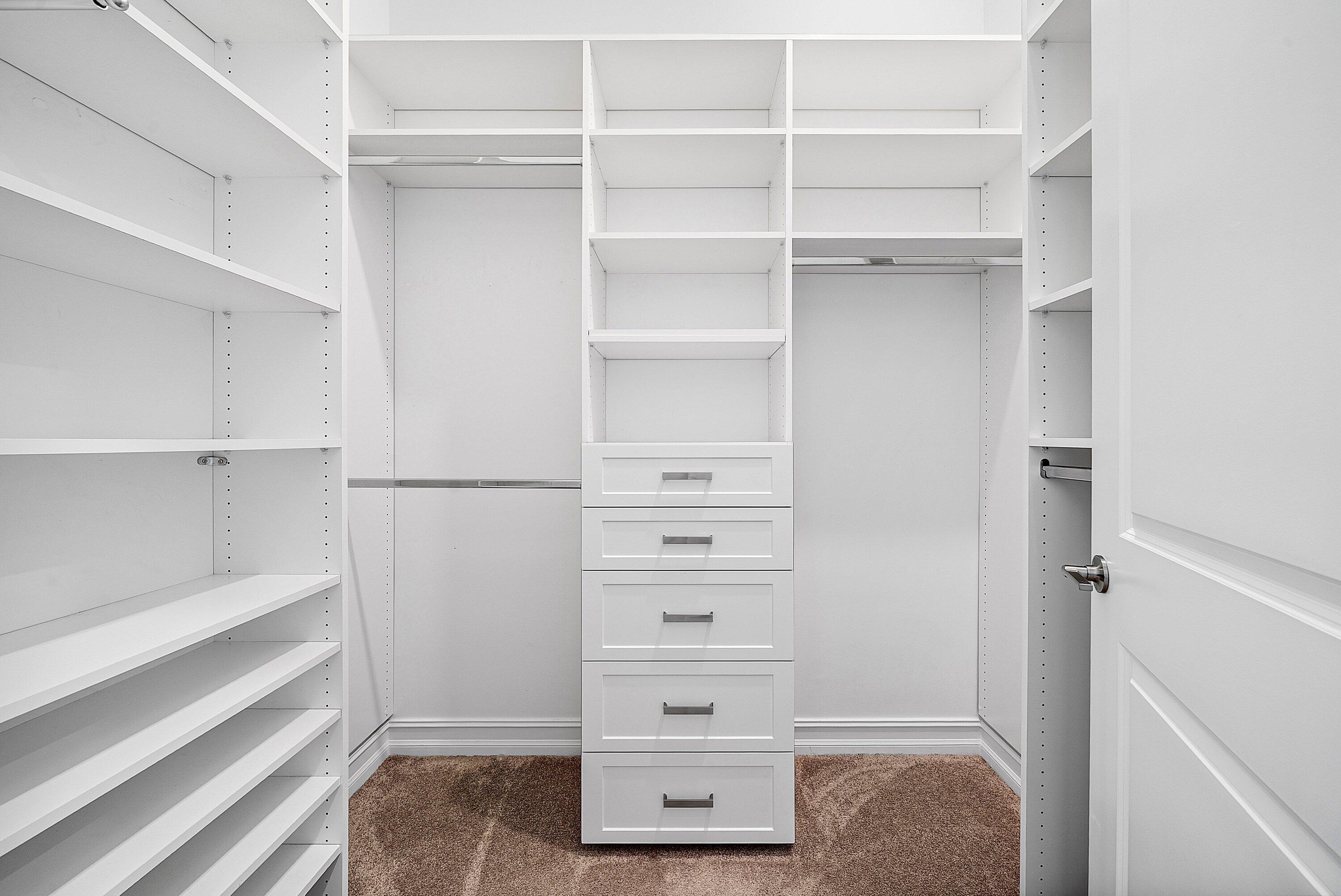 PALM MEADOWS ESTATES - Residential