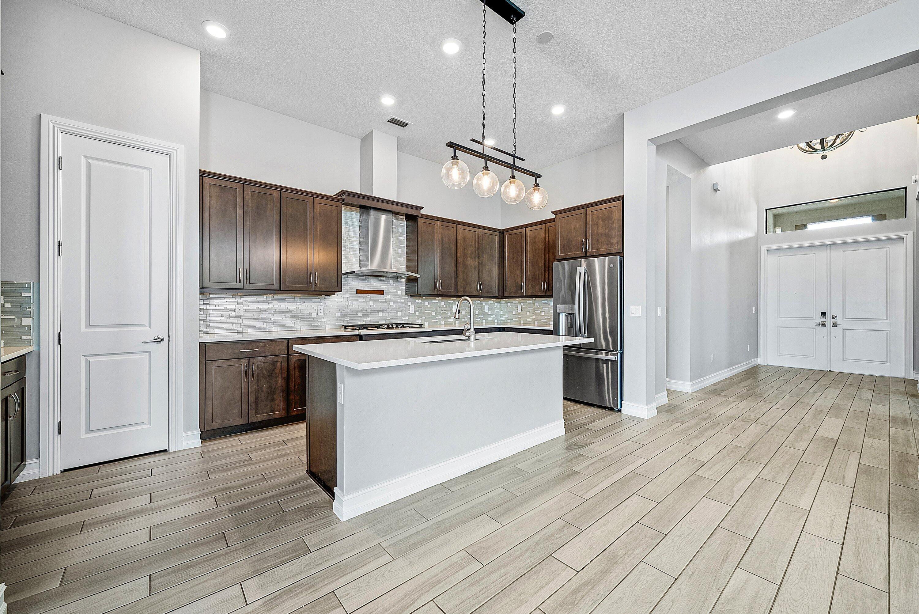 PALM MEADOWS ESTATES - Residential