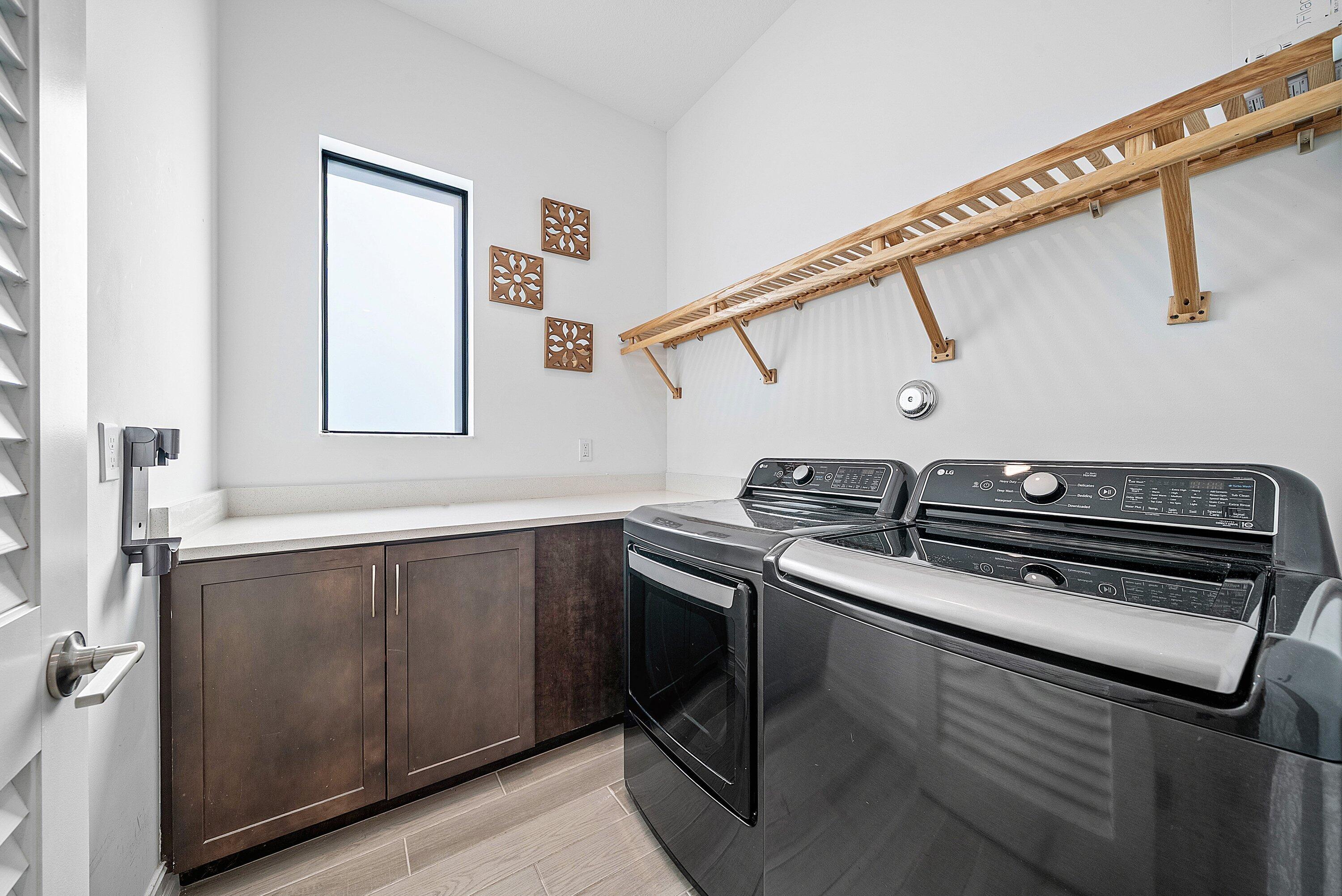 PALM MEADOWS ESTATES - Residential