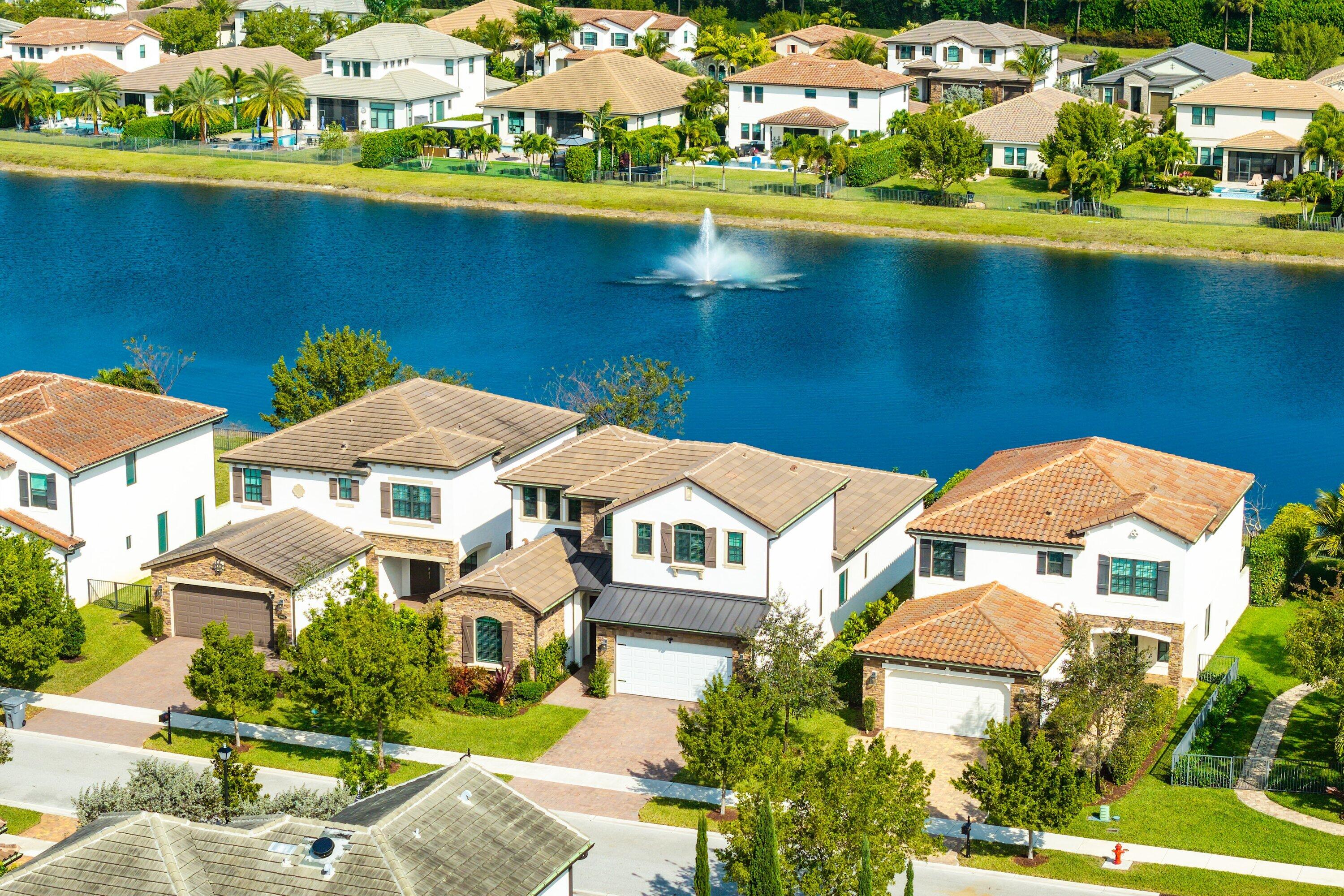 PALM MEADOWS ESTATES - Residential