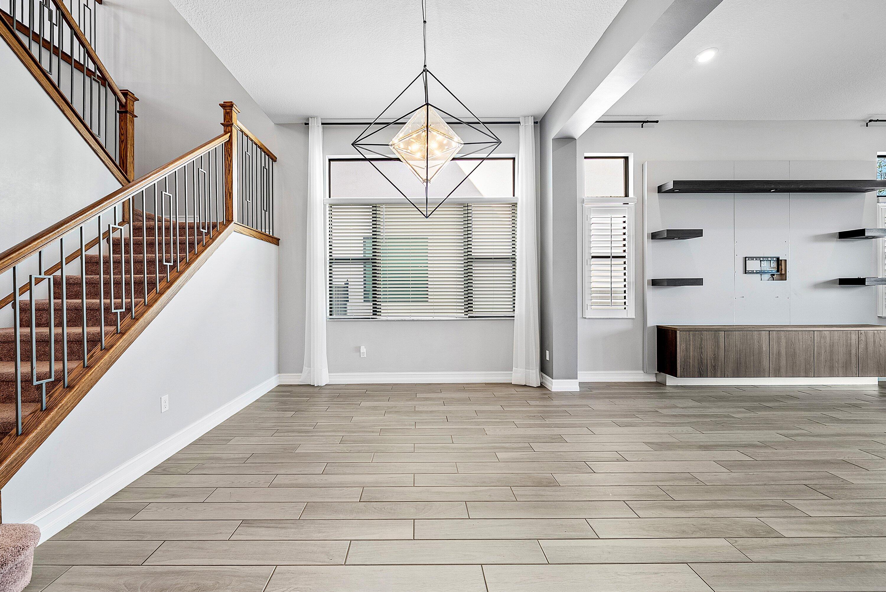 PALM MEADOWS ESTATES - Residential