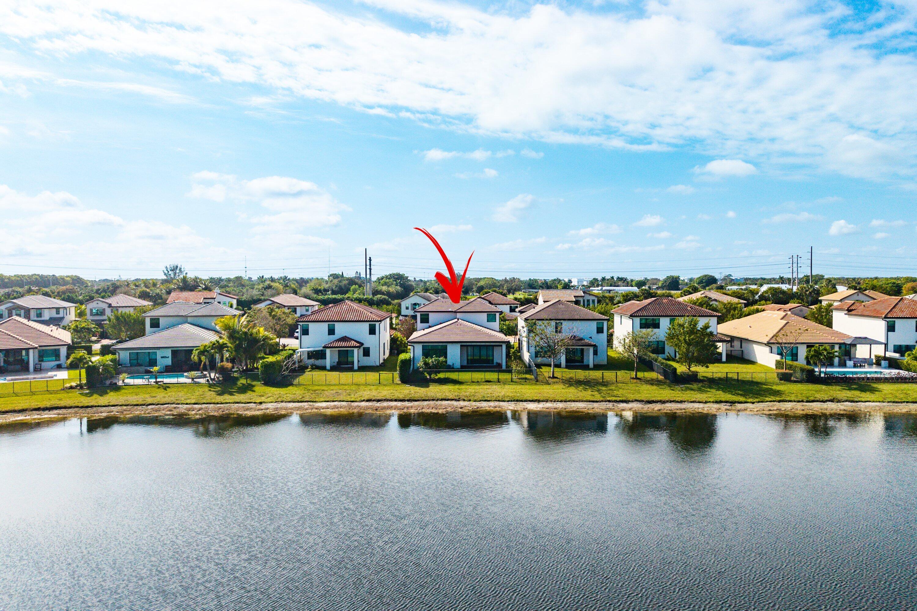 PALM MEADOWS ESTATES - Residential