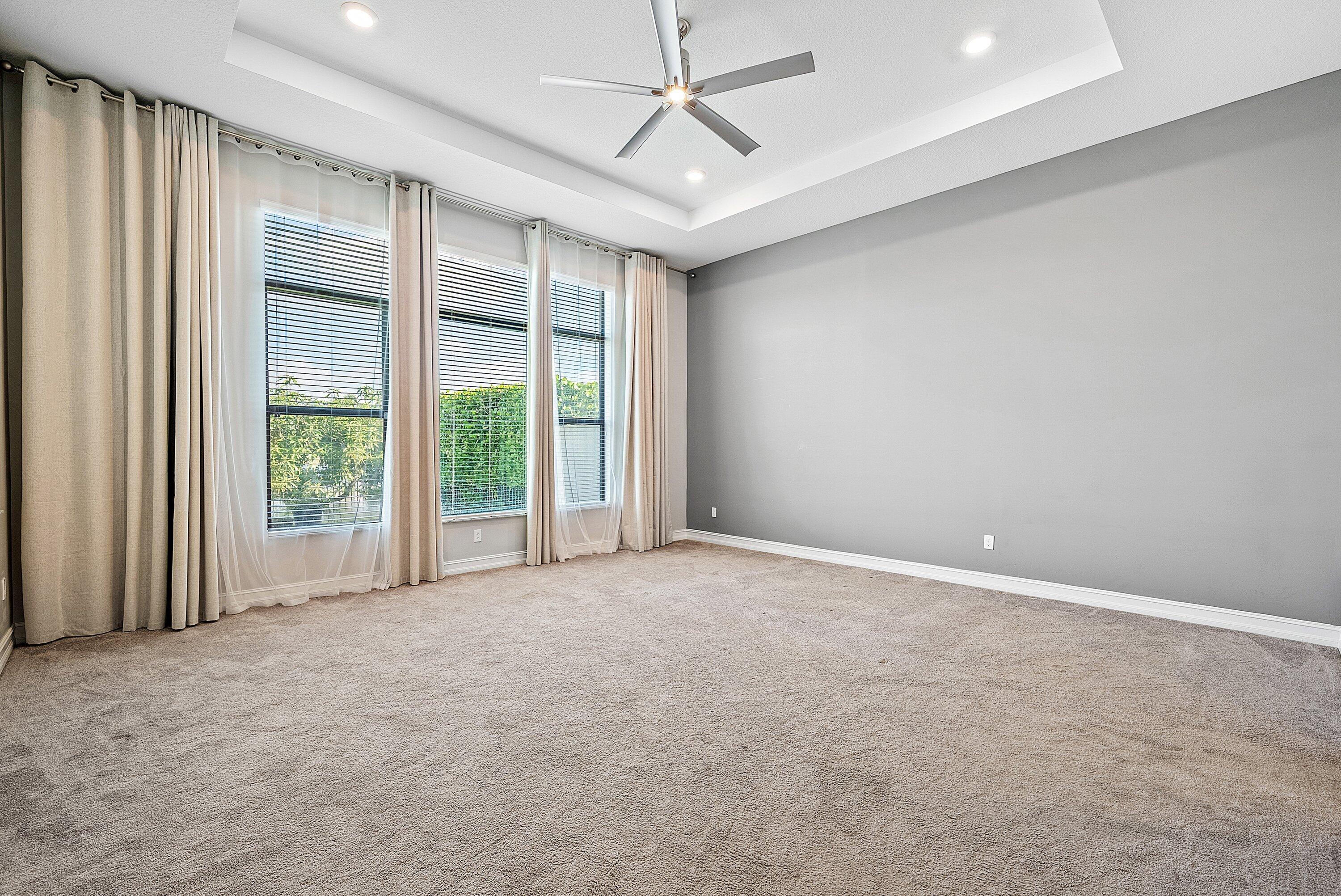 PALM MEADOWS ESTATES - Residential