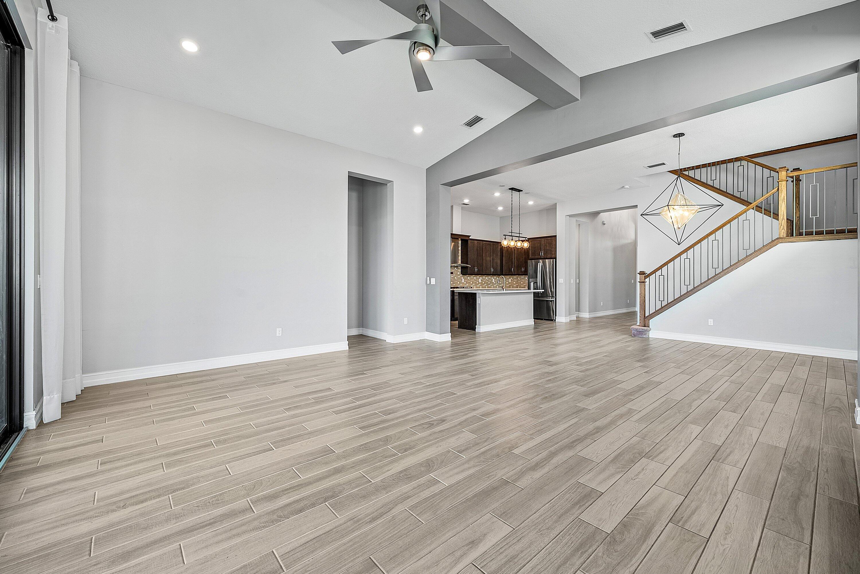 PALM MEADOWS ESTATES - Residential