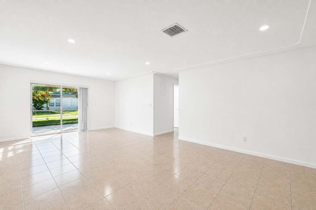 Photo of 330 W 22ND Court, Riviera Beach, FL 33404 (MLS # B26067288)