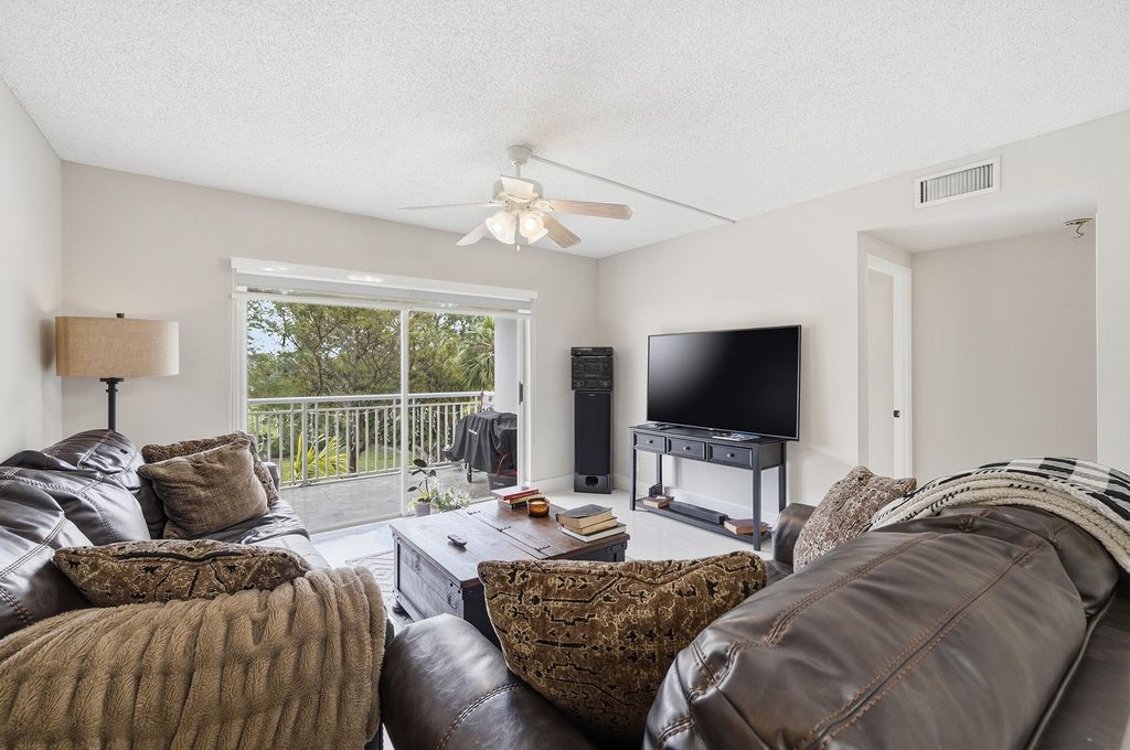 Photo of 3800 Hillcrest Drive #310, Hollywood, FL 33021 (MLS # B26012537)