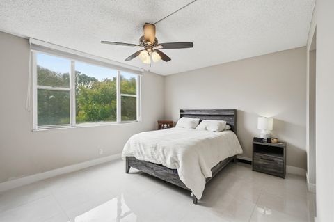Tiny photo for 3800 Hillcrest Drive #310, Hollywood, FL 33021 (MLS # B26012537)