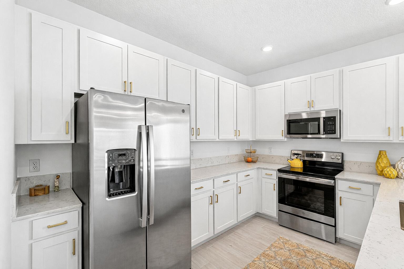 AVALON TRAILS AT VILLAGES OF ORIOLE PUD - Residential