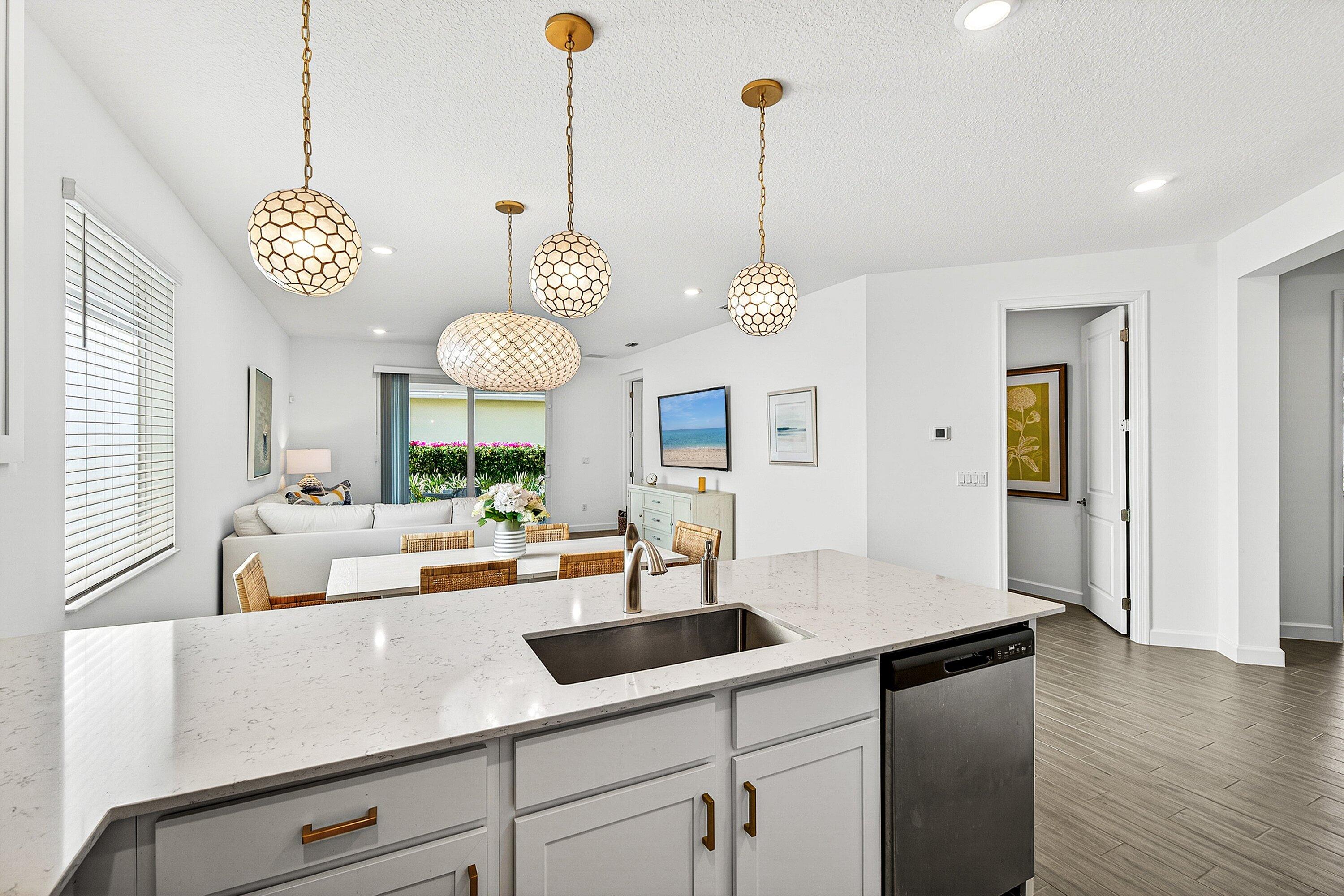 AVALON TRAILS AT VILLAGES OF ORIOLE PUD - Residential