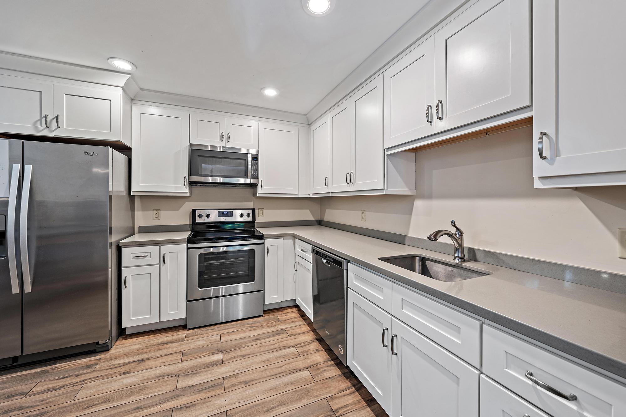 LEXINGTON GREEN - Residential Lease