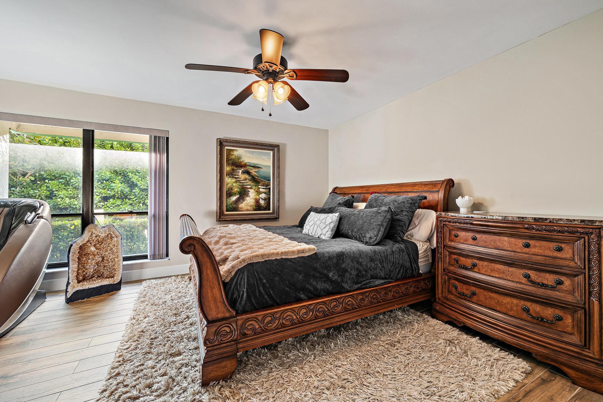 LEXINGTON GREEN - Residential Lease