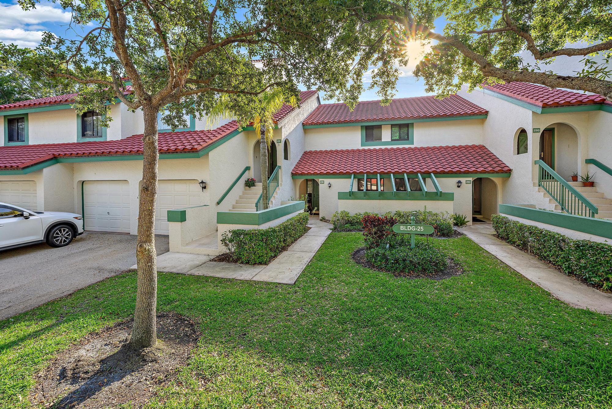 LEXINGTON GREEN - Residential Lease