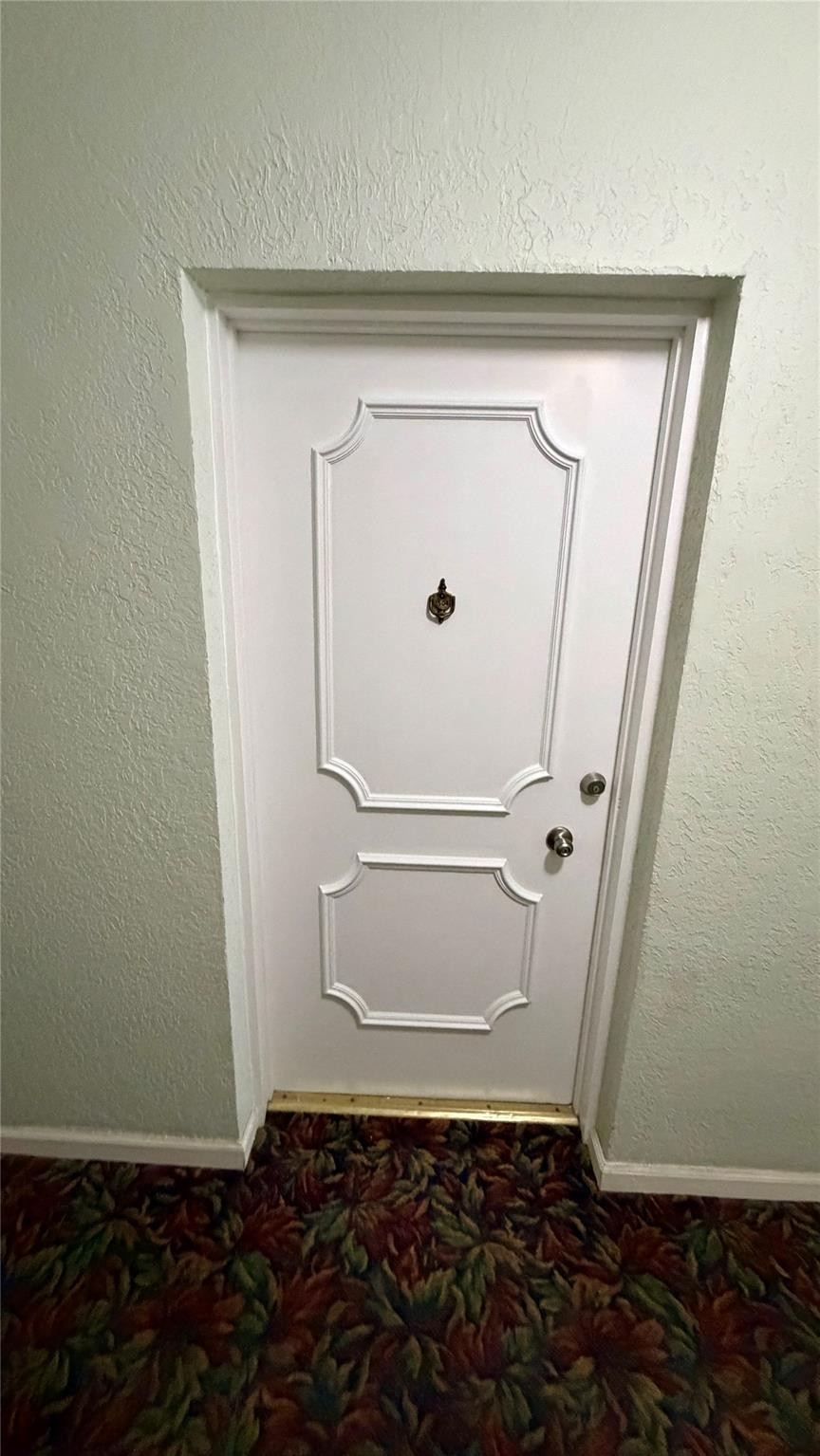 Imperial Point Colonnades - Residential