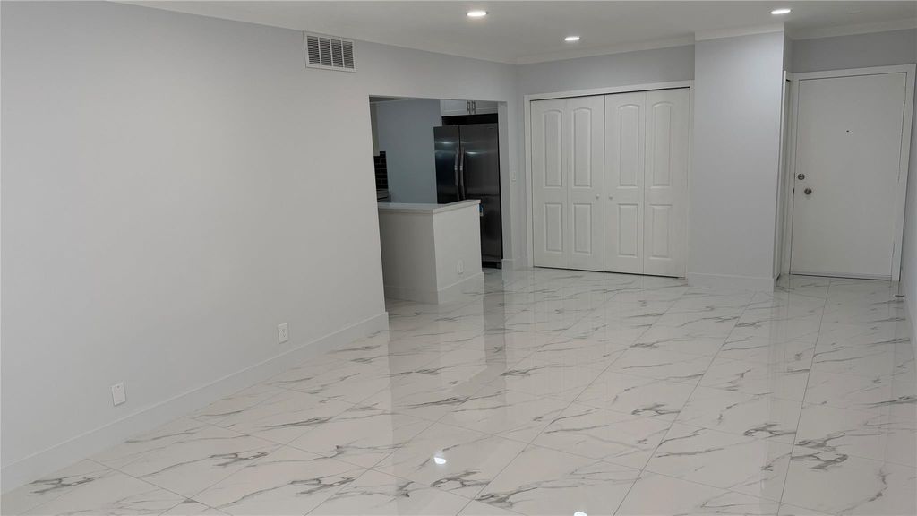 Photo of 2250 NE 66th Street #1504, Fort Lauderdale, FL 33308 (MLS # F10555720)