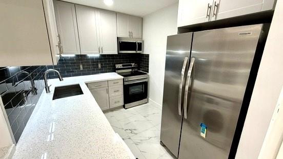 Imperial Point Colonnades - Residential