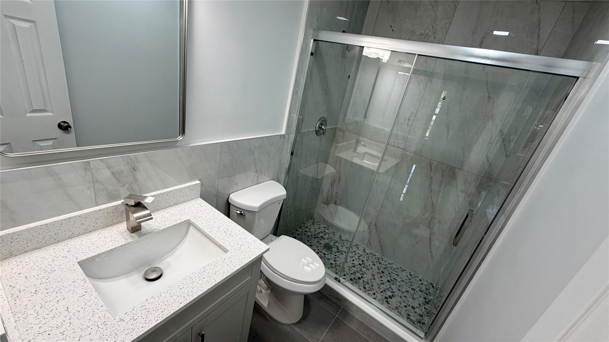 Imperial Point Colonnades - Residential