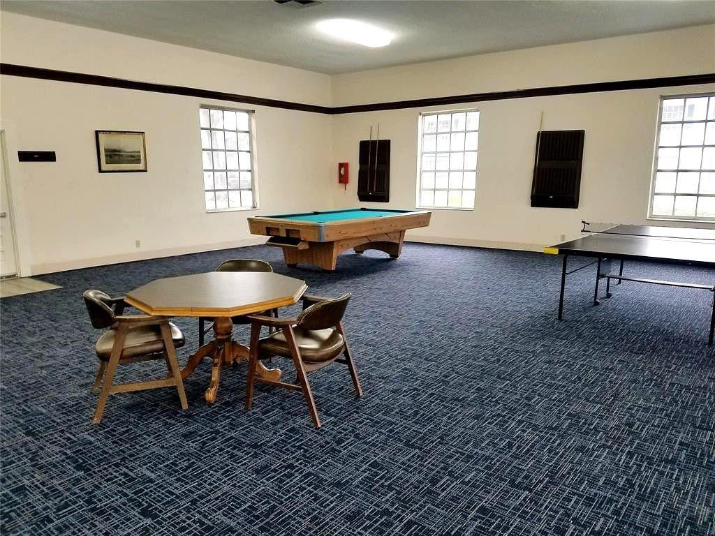 Imperial Point Colonnades - Residential