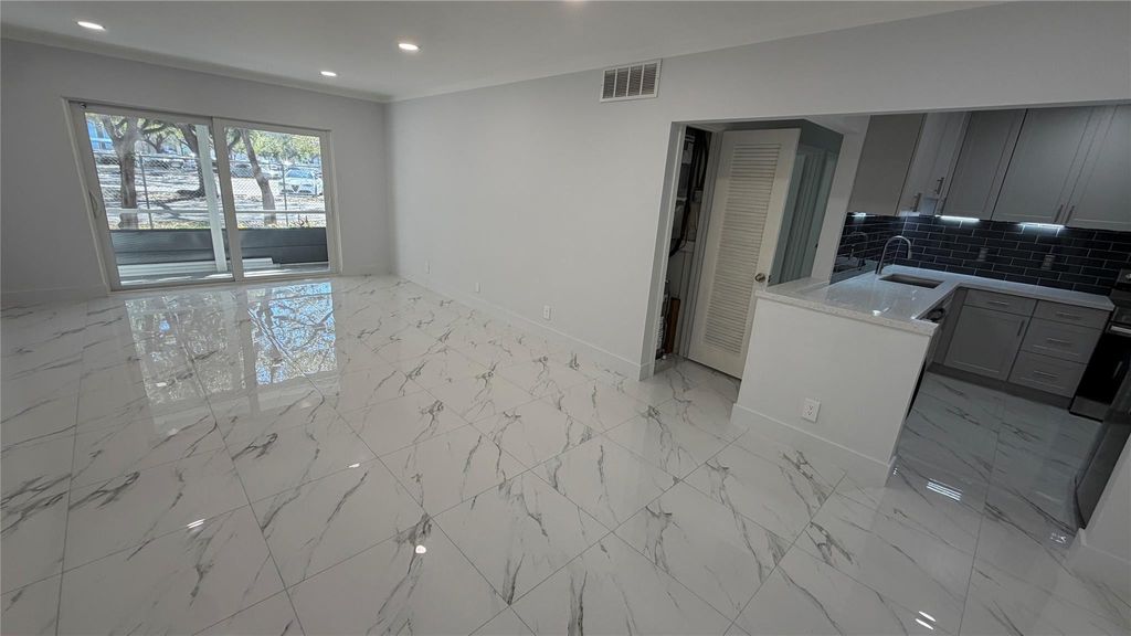 Photo of 2250 NE 66th Street #1504, Fort Lauderdale, FL 33308 (MLS # F10555720)