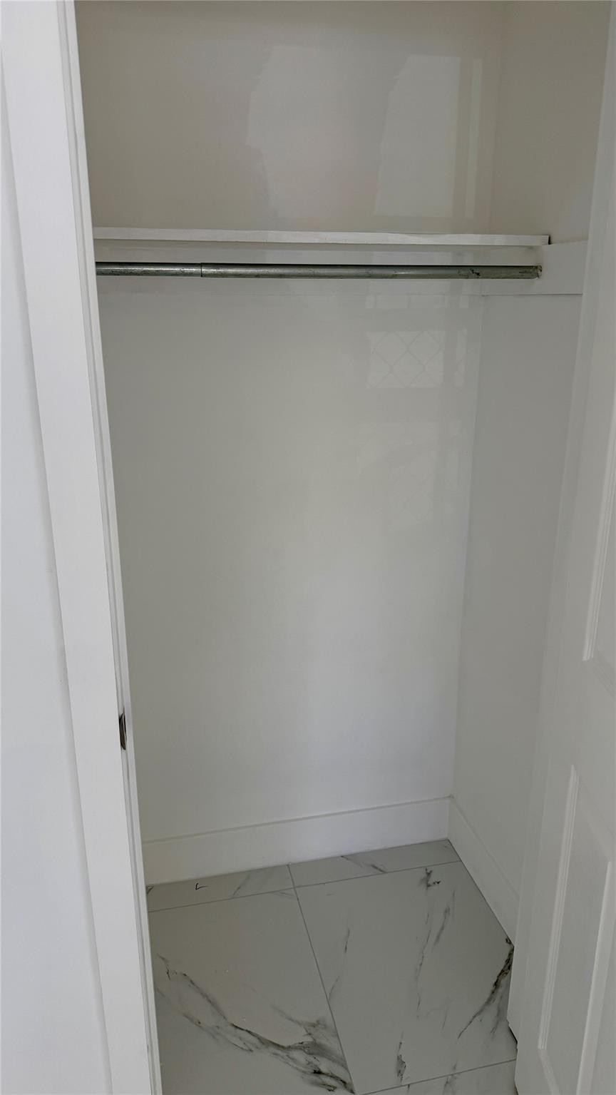 Imperial Point Colonnades - Residential