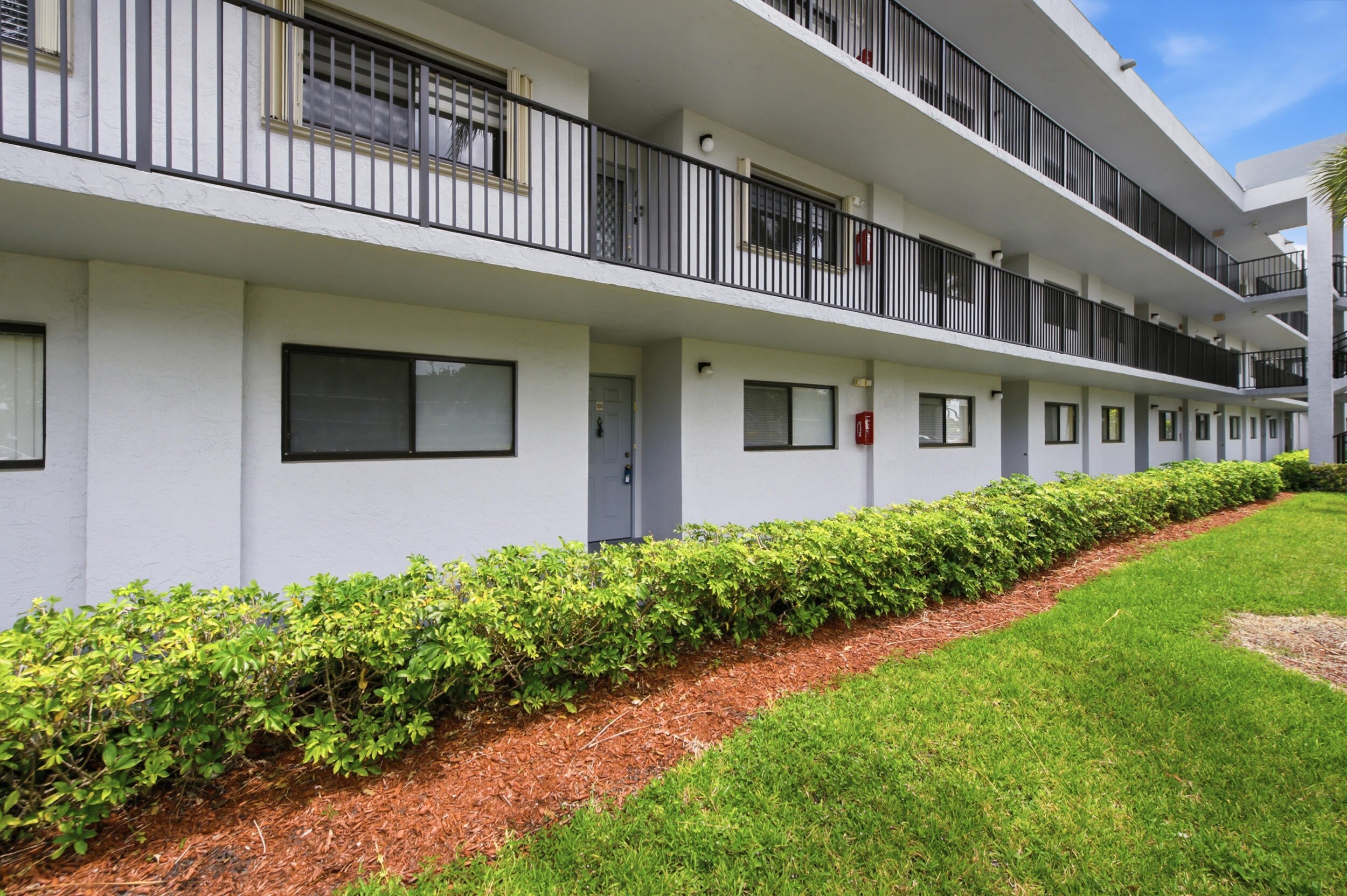 15355 Lakes Of Delray Blvd #103
