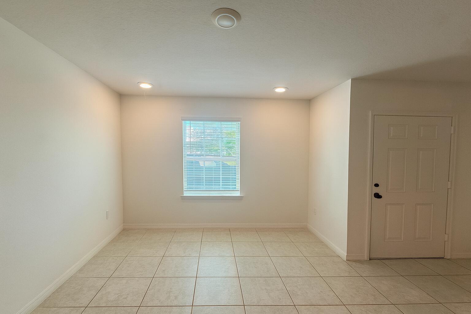 PORT ST LUCIE SECTION 31 - Residential Lease