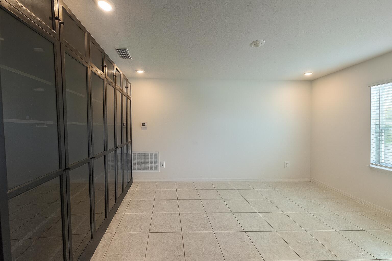 PORT ST LUCIE SECTION 31 - Residential Lease