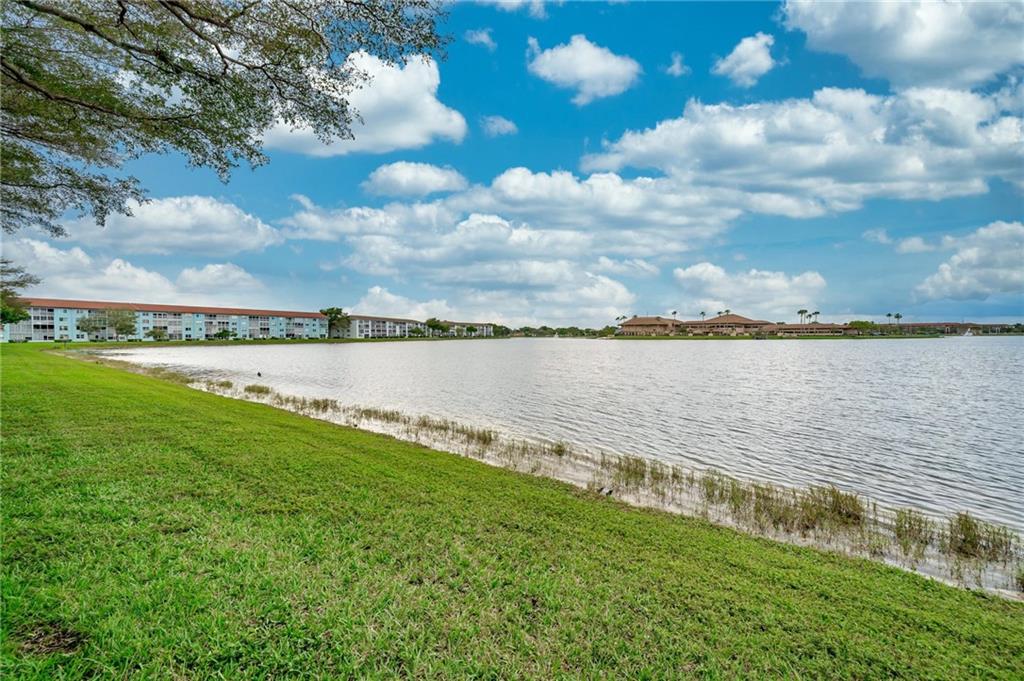 IVANHOE - Residential