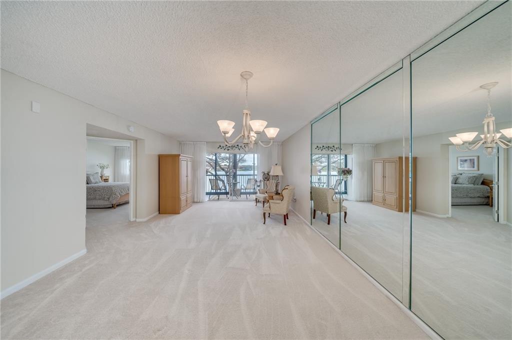 IVANHOE - Residential